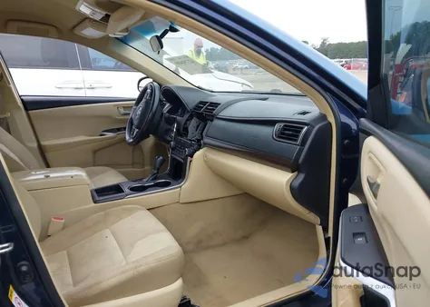 2017 Toyota Camry Le z USA, uszkodzony, nr VIN 4T1BF1FK8HU737632